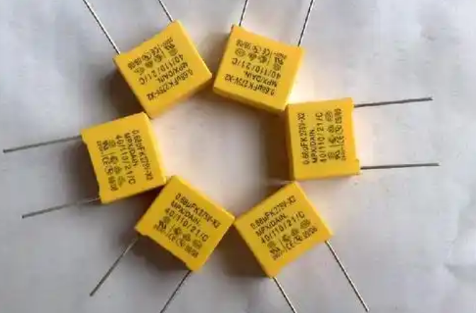 黑金刚电容