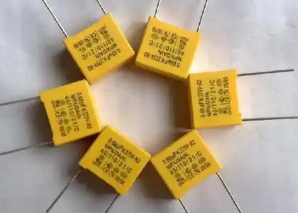 电容 电容